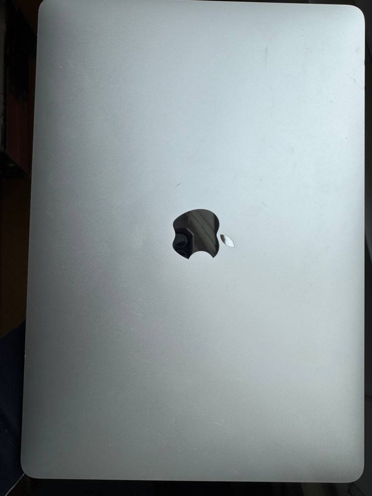 MacBook Air 2020 icloud