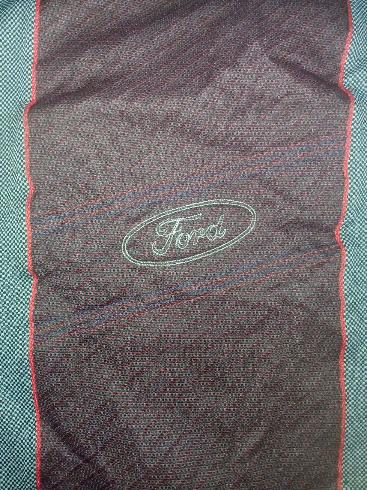 Capas resguardos bancos e encosto cabeça Ford fiesta