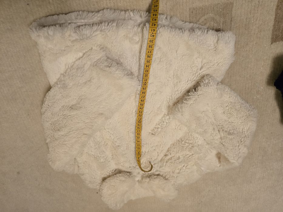 Futerko, kremowe roz. 128