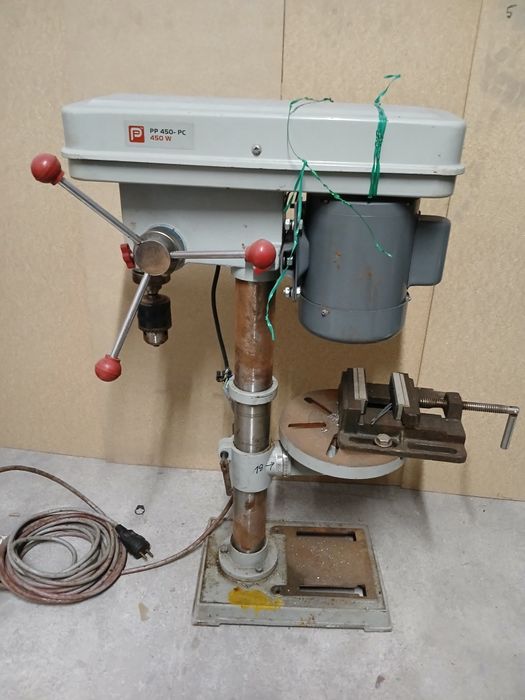 Furadora de coluna Pentron, modelo PP 450 / PC 450W