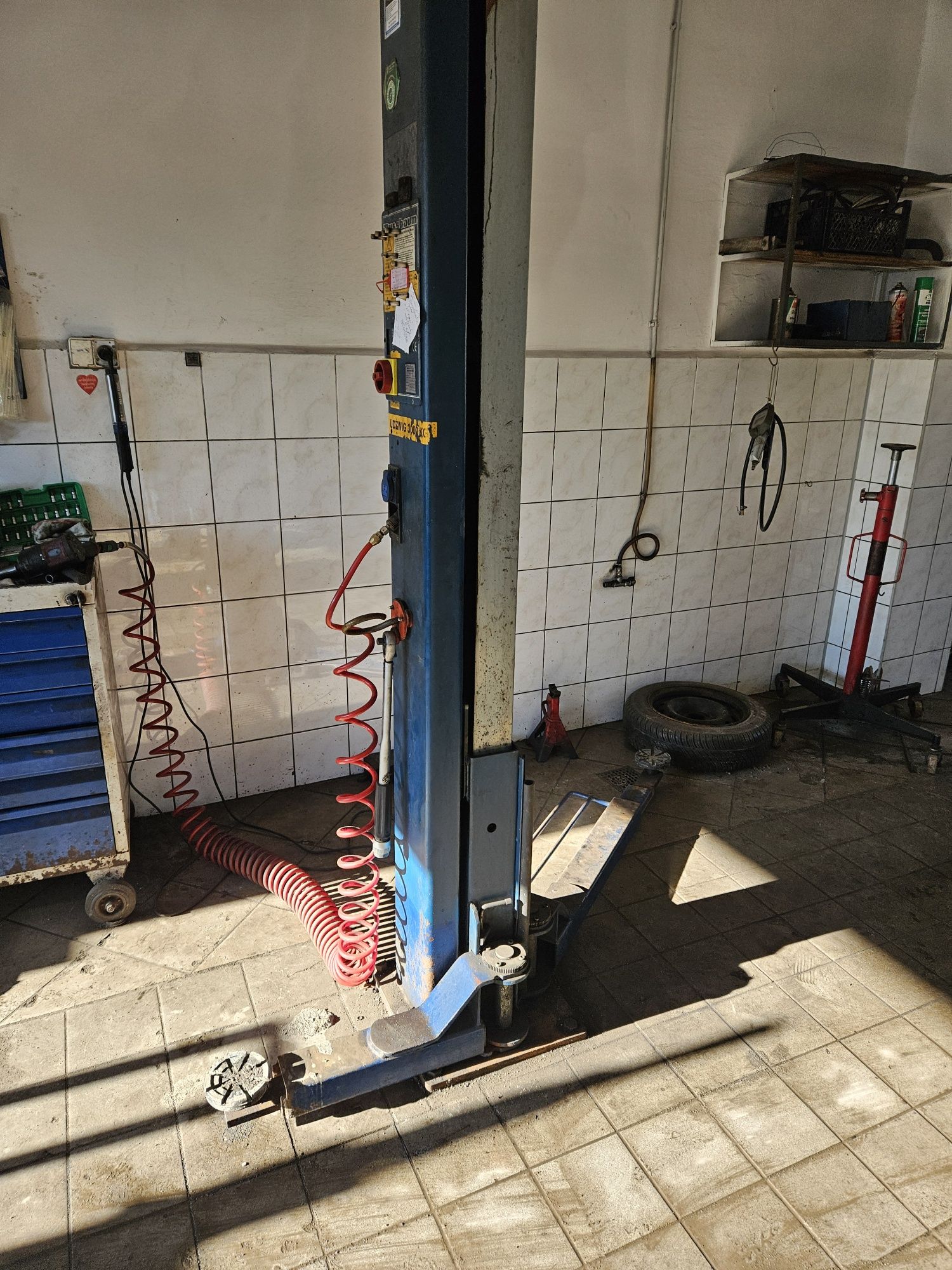 Podnośnik dwukolumnowy elektryczny NUSSBAUM 2.30 SLE 3000 kg