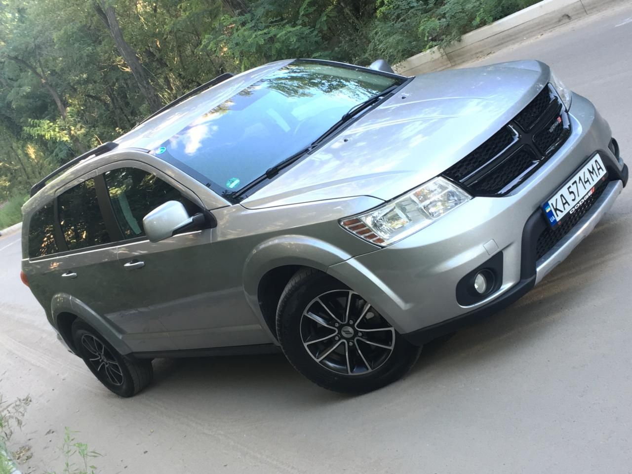 Авто Додж Джорні