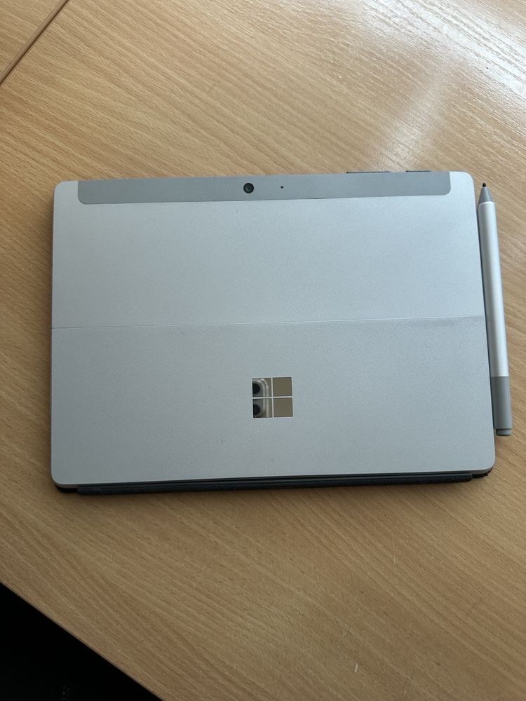 Microsoft Surface Go 2 /8GB Ram/128 GB/Core M3/