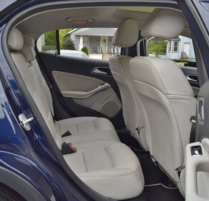 Mercedes-Benz GLA 250 4MATIC      2017