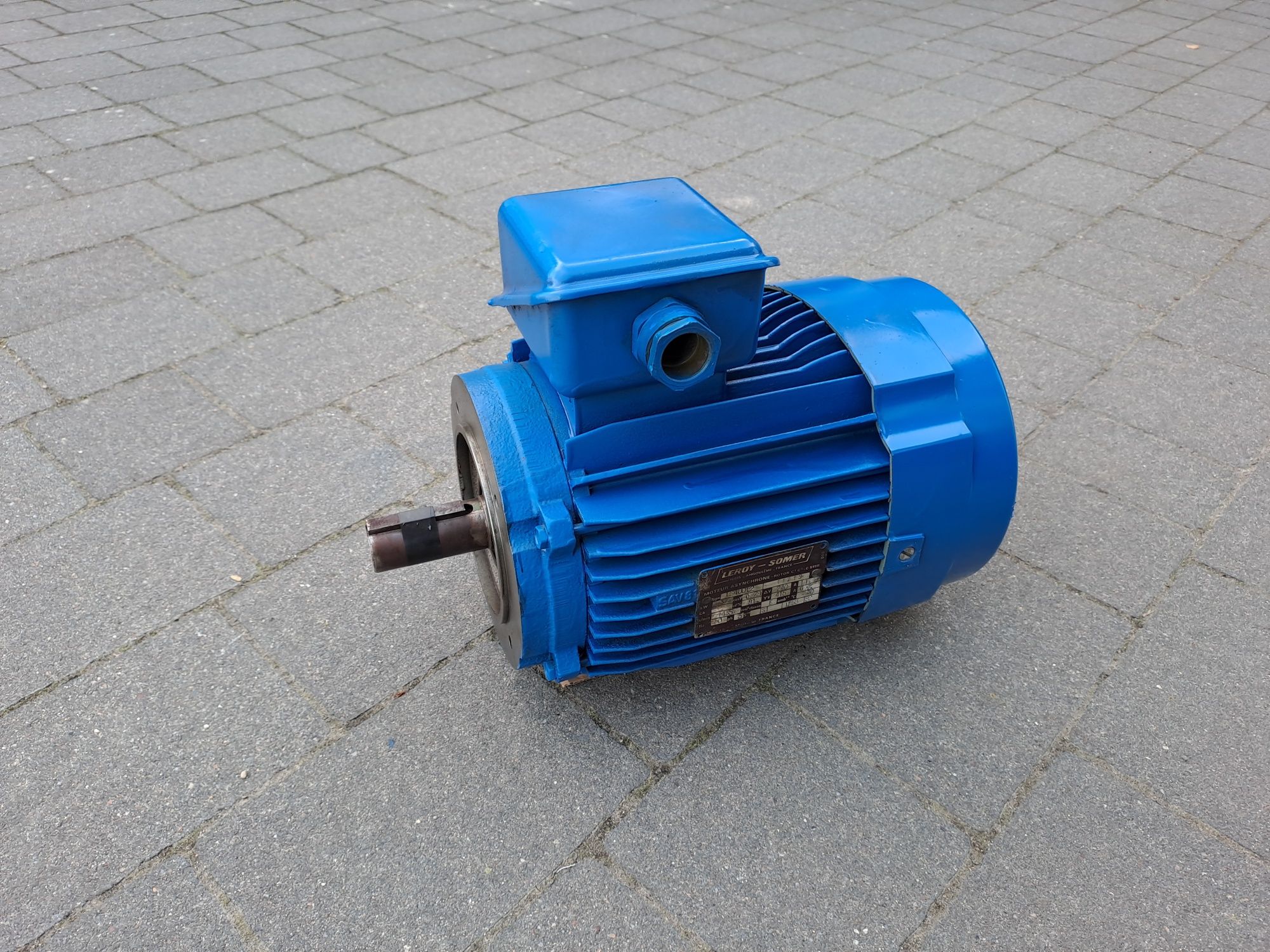 Silnik elektryczny 3 kW 1400 obr kołnierzowy