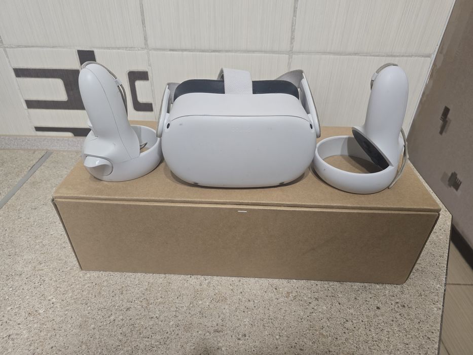 Окуляри віртуальної реальності Meta Oculus Quest 2 128 Gb