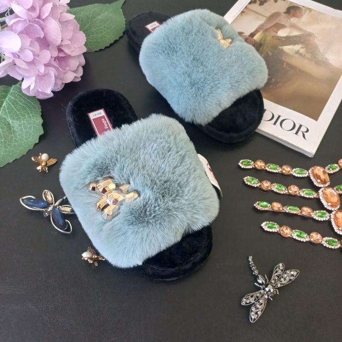 Тапочки жіночі .хутряні капці