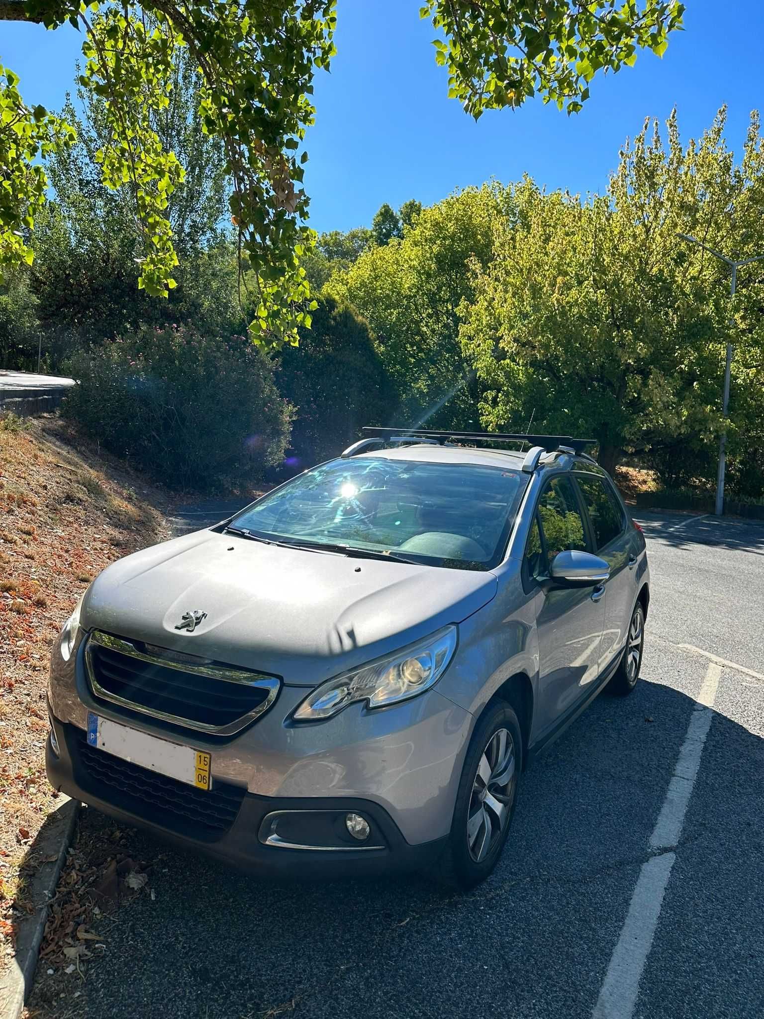 Vende-se Peugeot 2008 1.4 HDI 2015, em excelente estado