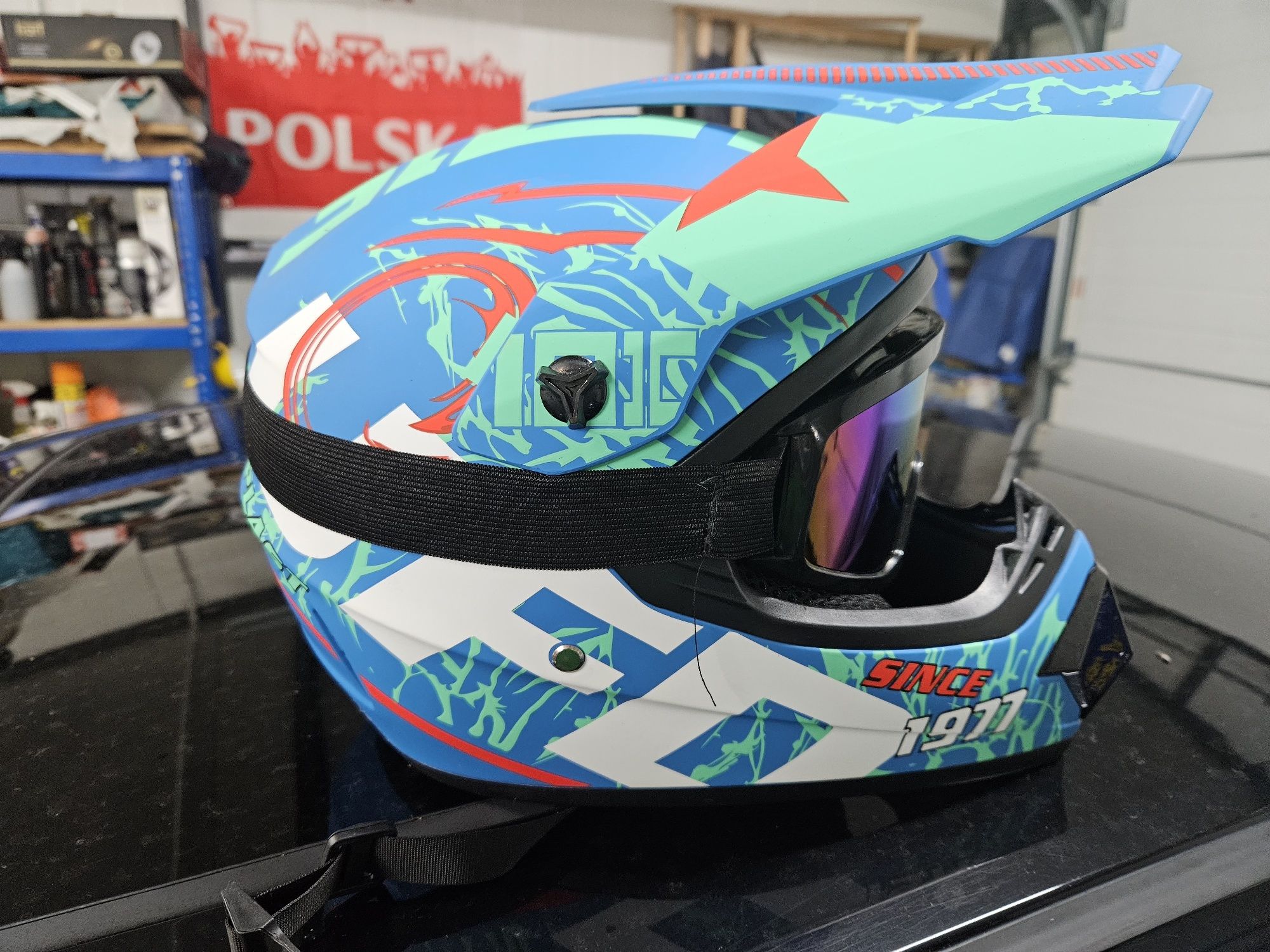 Kask na crossa/hulajnoge/quada rozmiar M