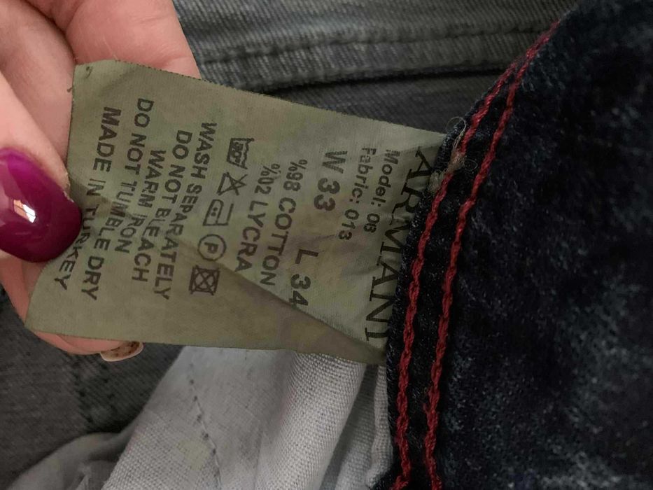 Spodnie dżinsowe męskie z przetarciami - Armani Jeans