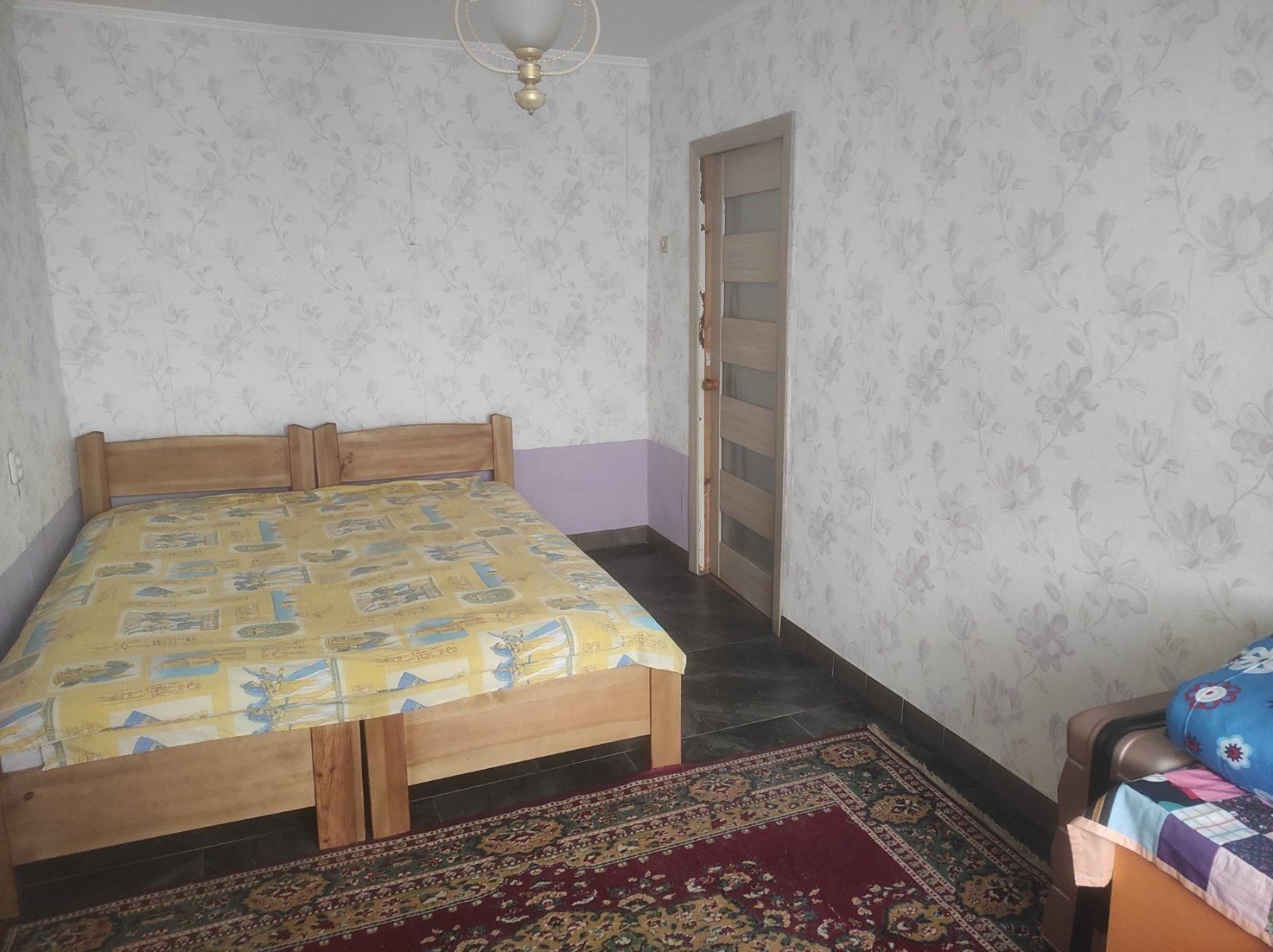Продається 2-кімнатна квартира в Хмельницькому
