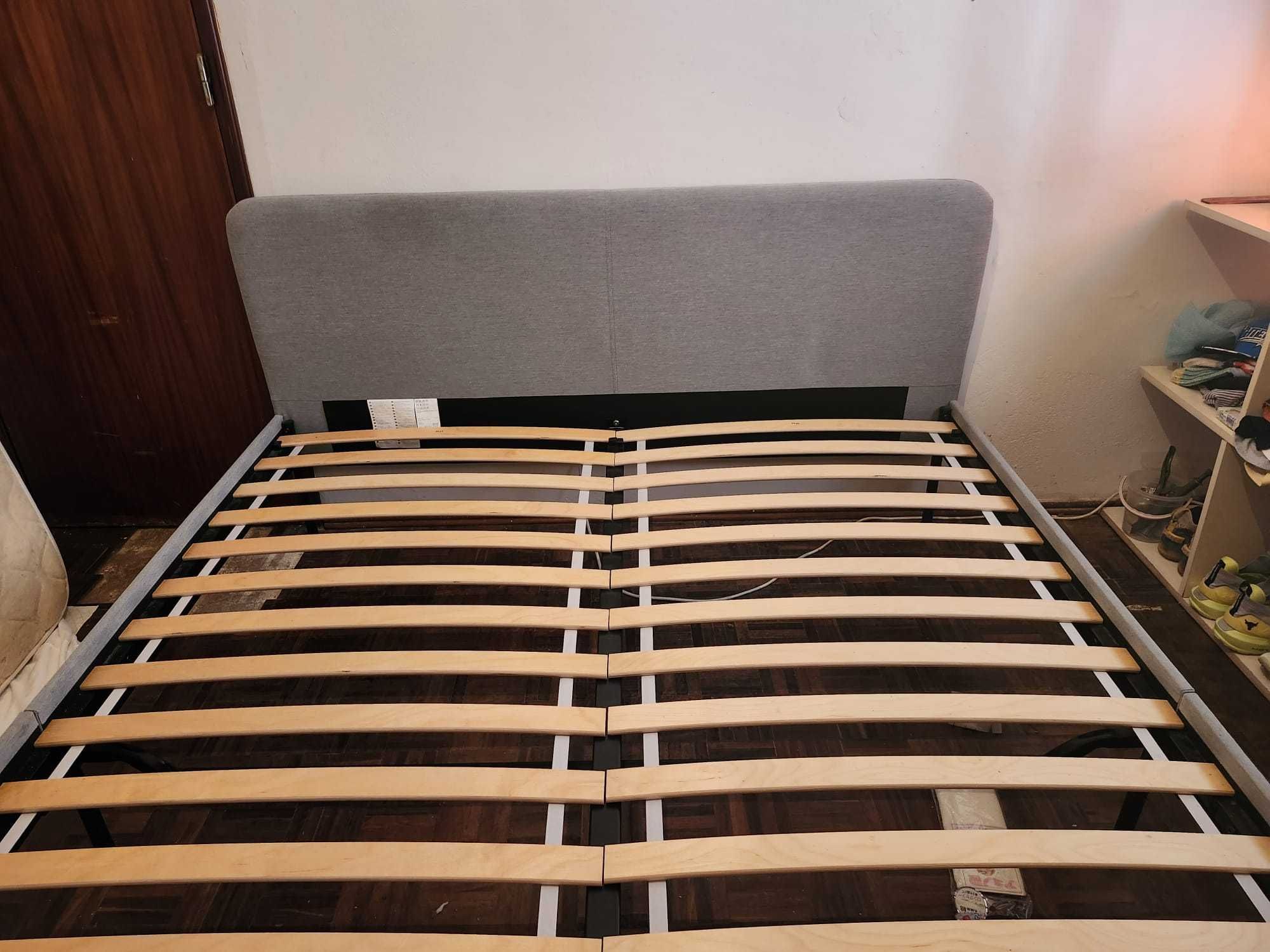 Cama 190X200 em  boa condição