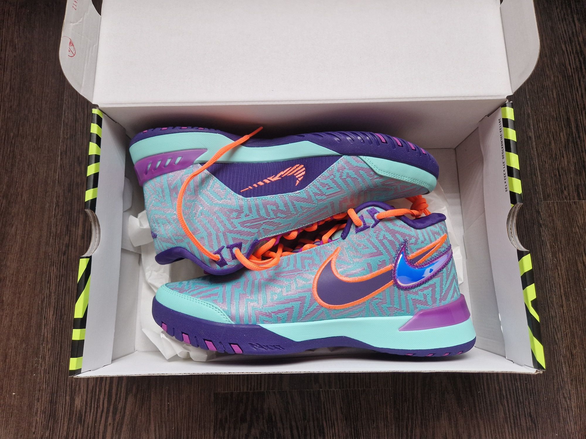 Nike LBJ NXXT Genisus roz. 45