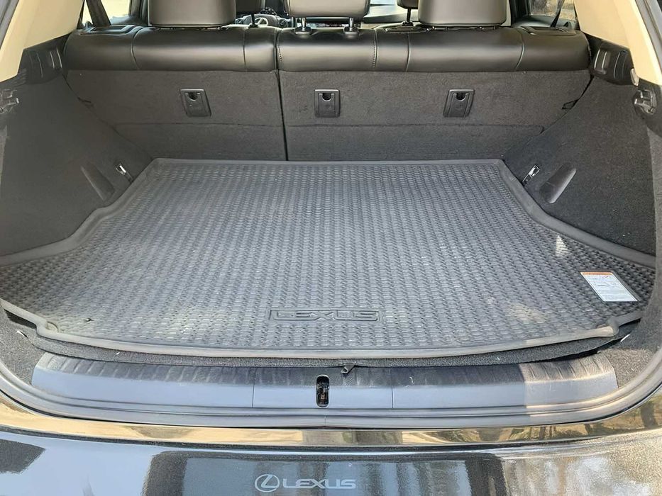 Lexus CT 200h Hybrid      2017