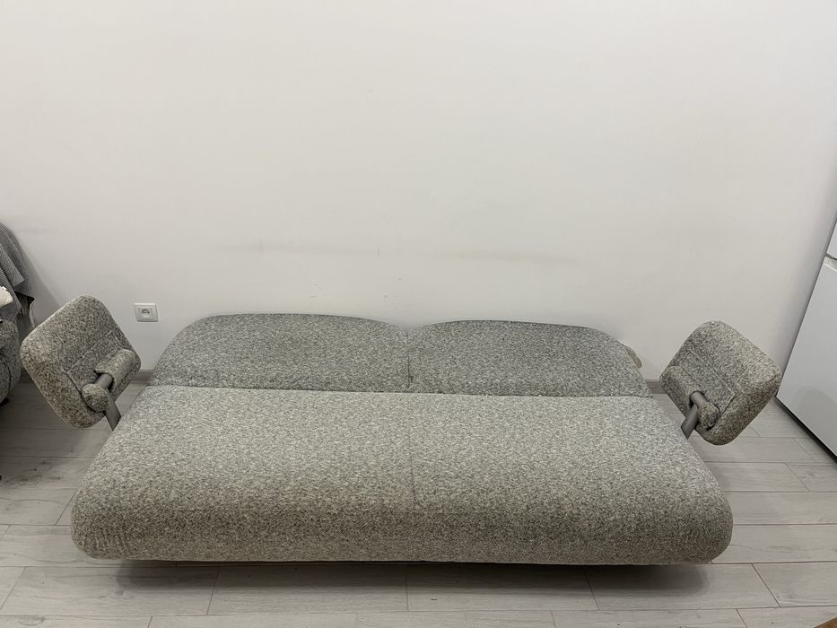 Продам диван розкладний сірого кольору