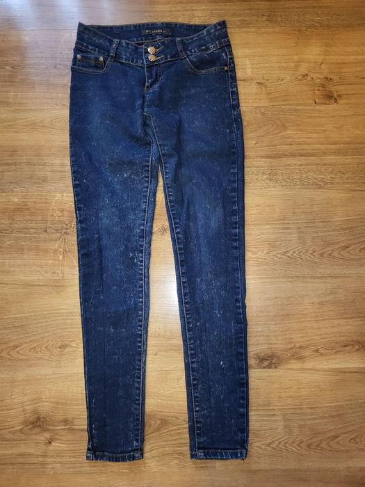 Jeansy damskie w rozmiarze 36