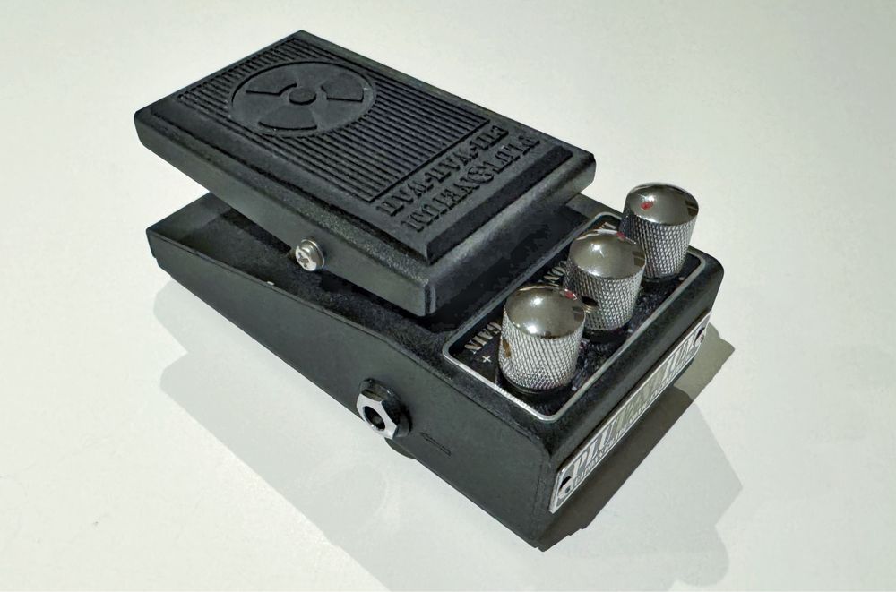 Pedal Wah para Guitarra Plutoneium Chi-Wah-Wah