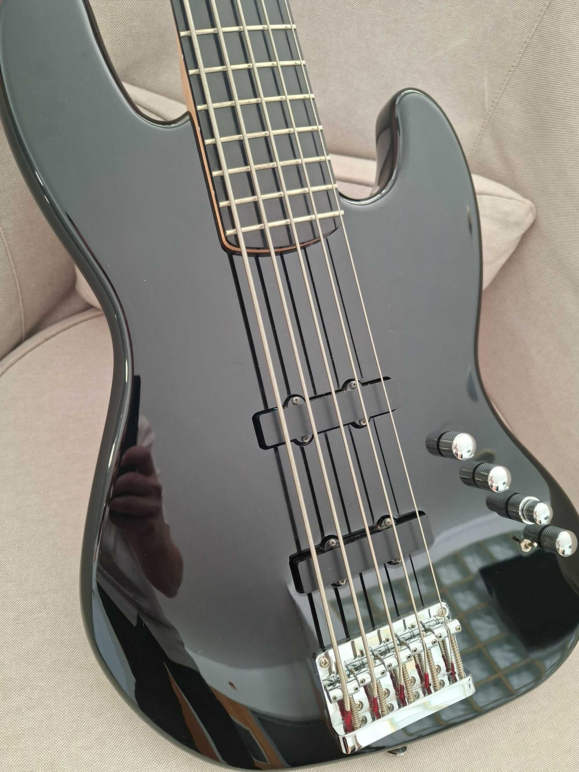 Fender Squier Deluxe Jazz Bass Ative V