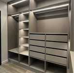 Closets e roupeiros em melamina