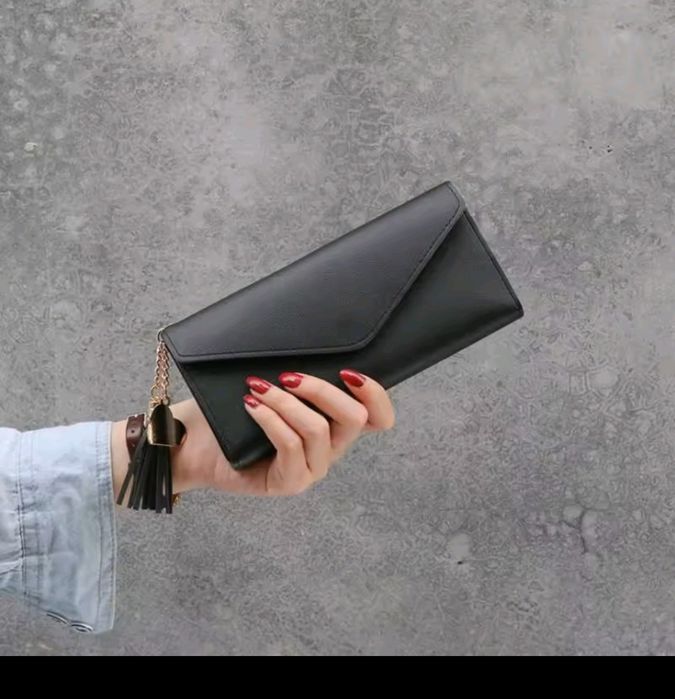 Carteiras femininas novas ler anuncio