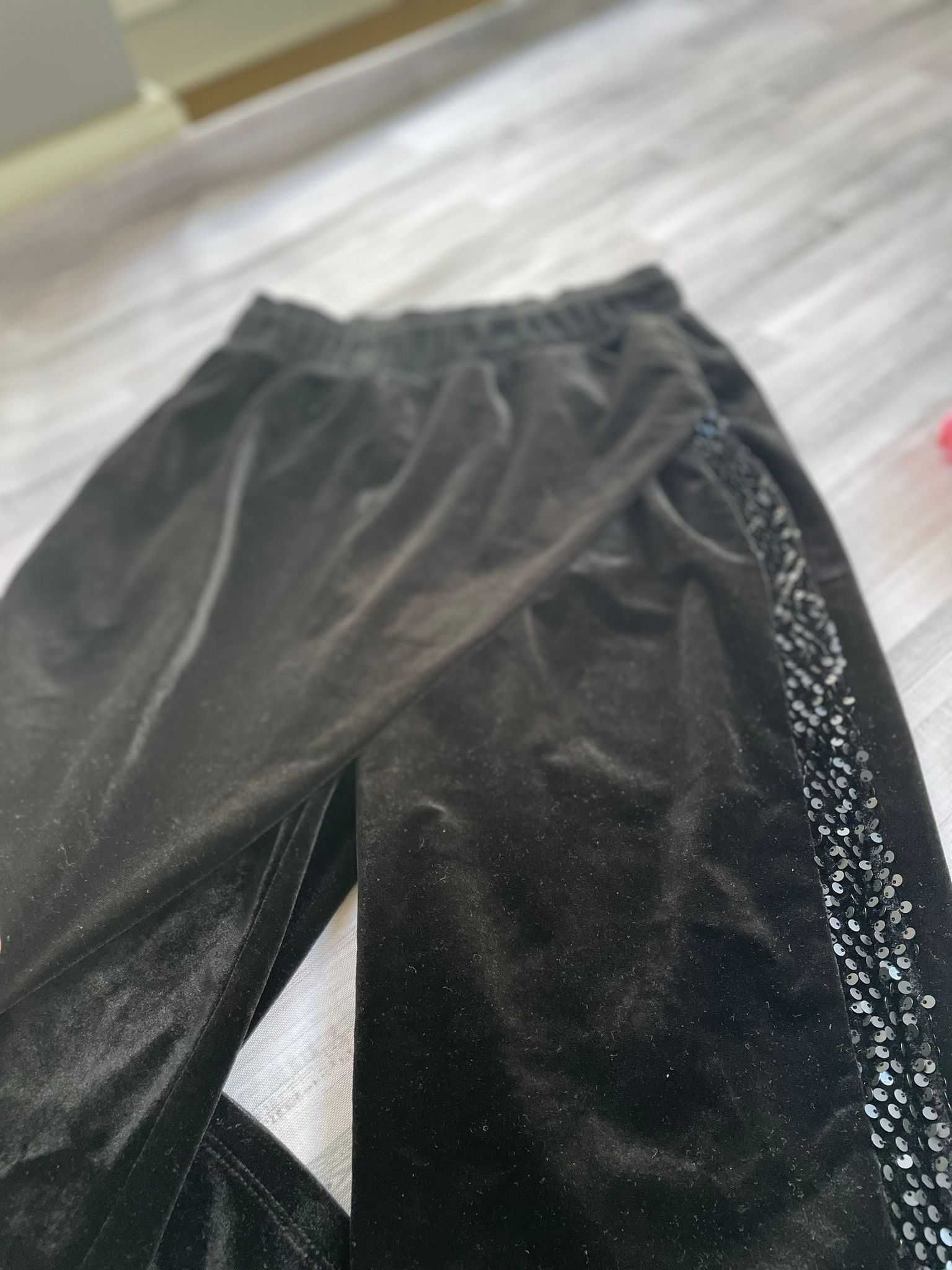 Eva minge spodnie alladynki haremki chinosy welurowe czarne z cekinami