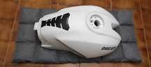 Peças várias pra ducati monster 600, 620, 695, 750, 796, 1100, 900, s2