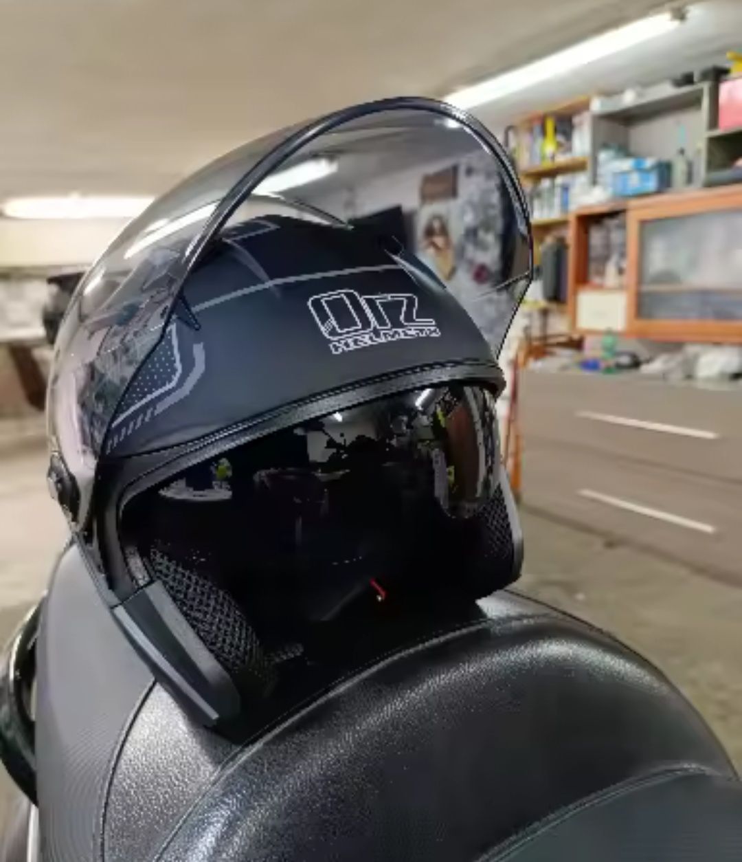Kask motocyklowy Qrz Rozmiar 60-61cm