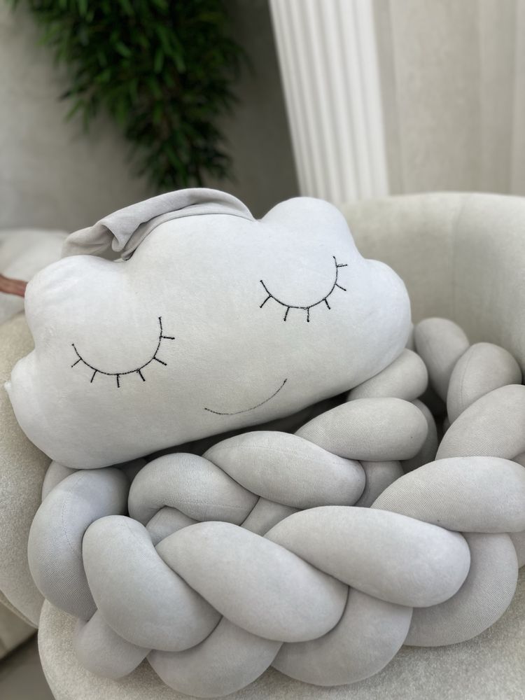 Косичка у кроватку