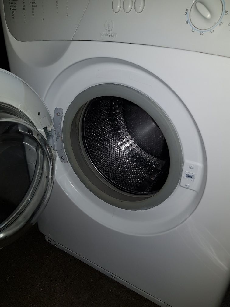Maquina de Lavar Roupa Indesit 6 KG
