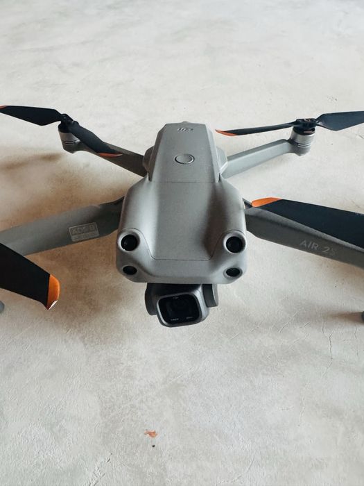 Dji air2s fly more combo