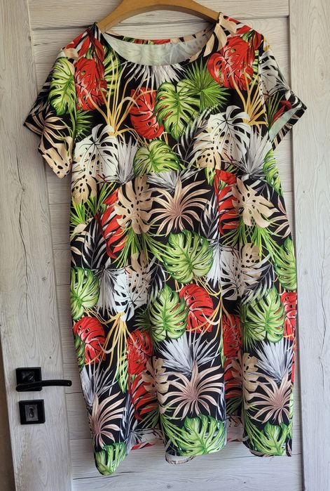 Śliczna włoska sukienka print kwiatowy 2XL 3XL