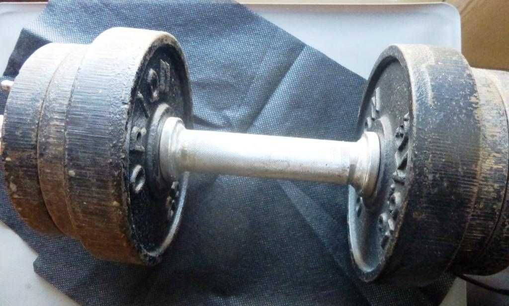 Hantla  ( 2 x2,5 kg + 4x 1 kg ) regulowana