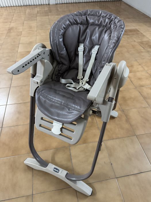 Cadeira de refeição Chicco Polly Magic