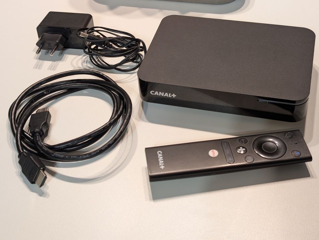 Canal Plus box HY4001 z DVB-T + gratis