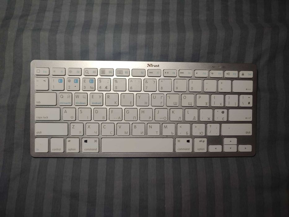 Trust NADO Bluetooth Wireless Keyboard, тиха (б/у, без дефектів)
