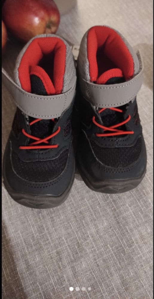 Buty zimowe Quechua 25