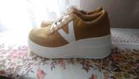 VOX Sneakers roz. 38