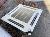 Klimatyzator sufitowy kasetonowy split McQuay ok 5,3kw