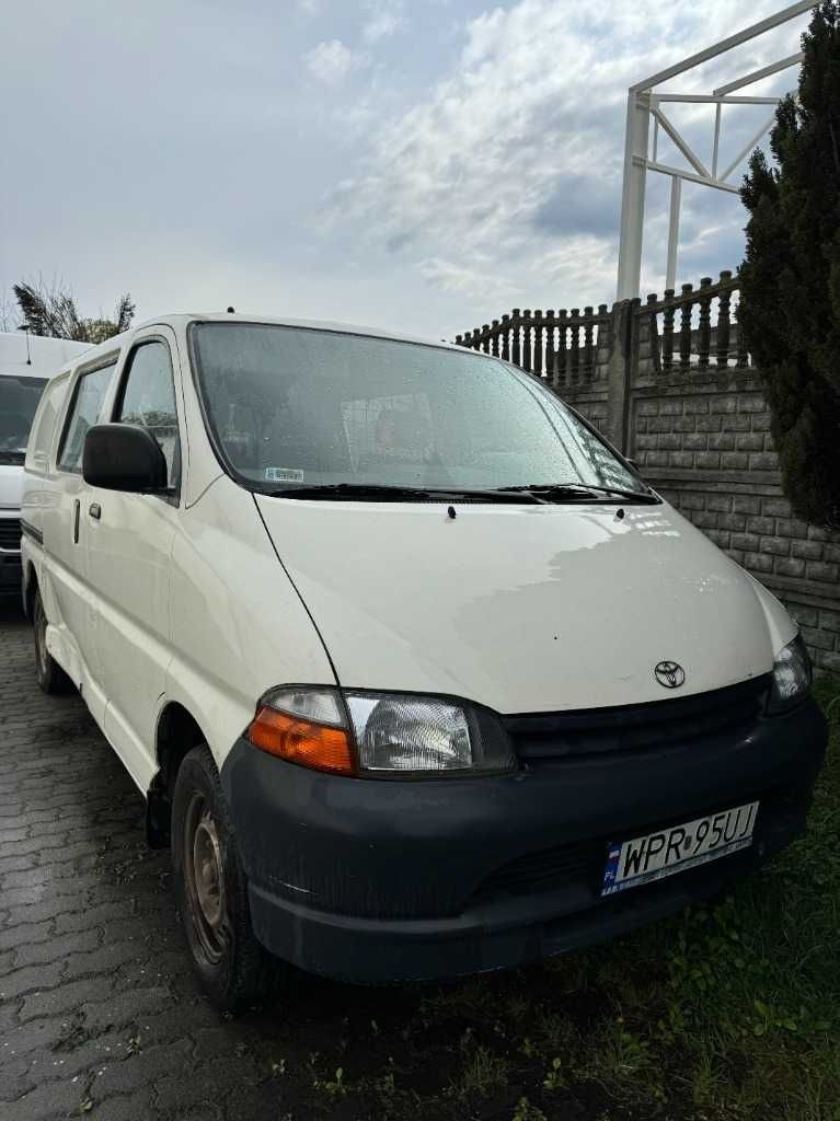 Toyota Hiace 2.0