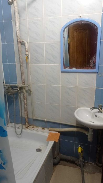 Продаж 2-кімнатного блоку в гуртожитку! р-н Загот Зерно, вул.Чорновола