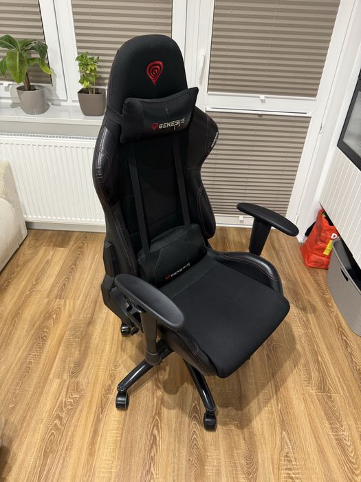 Fotel gamingowy Genesis