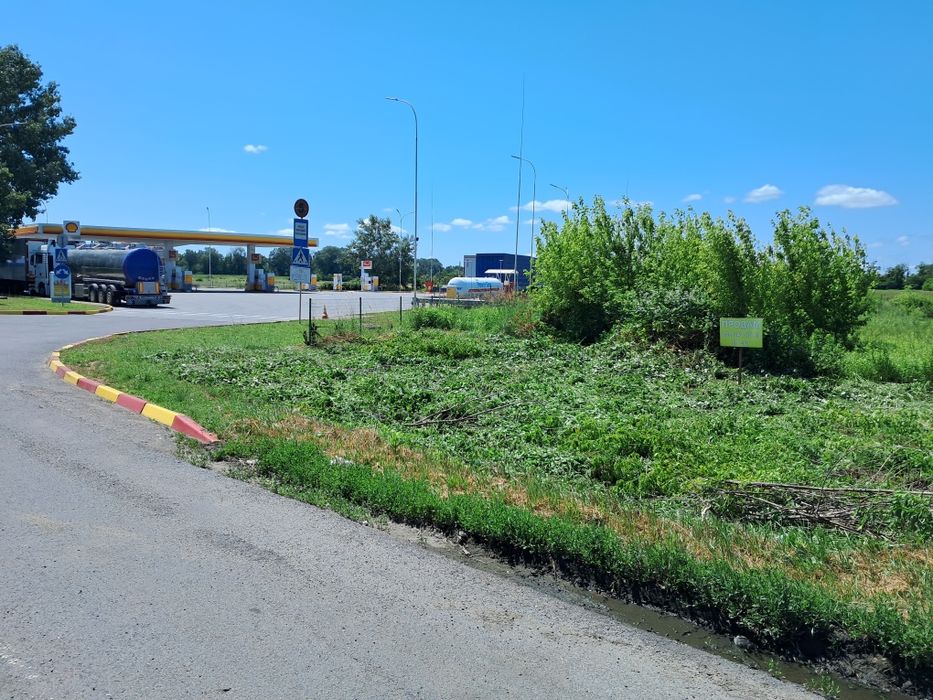 Земельна ділянка 50 сот. При дорозі. До КПП .. Тиса .. 300 м.