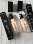 Тональна основа Givenchy