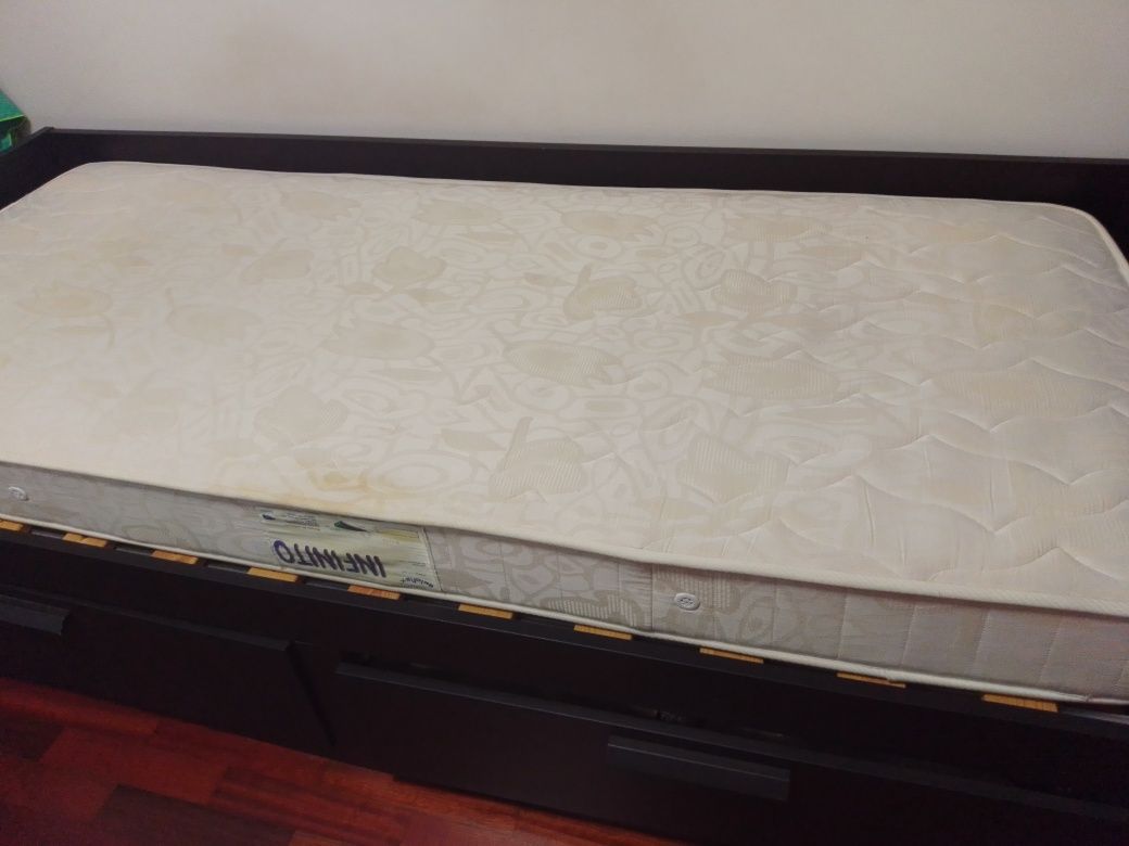 Cama solteiro Ikea - Brimnes