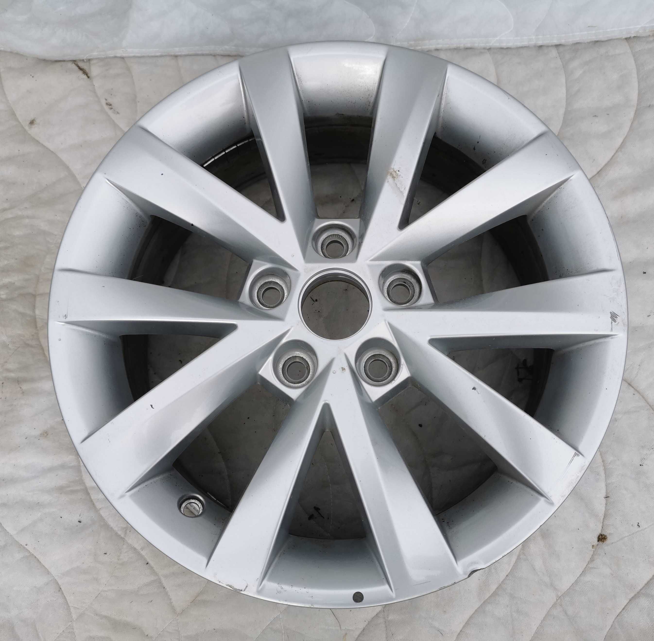 Felga aluminiowa 6,5Jx16 Skoda Octavia 5x112 ET46 używana