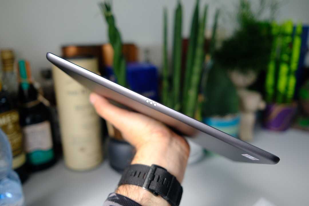 Ipad 9 64 gb LTE Батарейка  100%