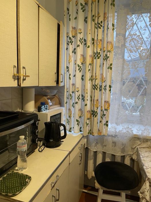 Продаж 2кім квартири в центрі м. Золочів