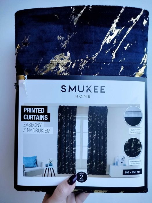 Zasłony welurowe na taśmie czarne złoty marmur Smukee 140x250