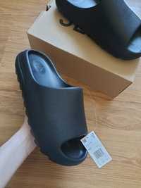 Шлепки, тапки, кроксы, сабо в стиле adidas yeeze slide
розмір 43, у