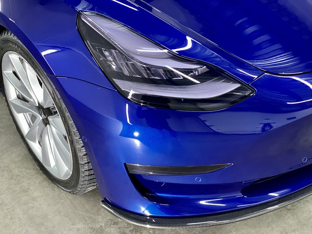 Tesla Model 3 Карбонова губа, спліттер (лип-спойлер).